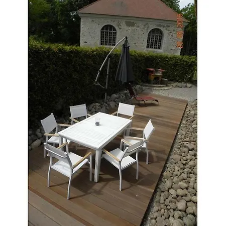 In With Swimming Pool * Putzar