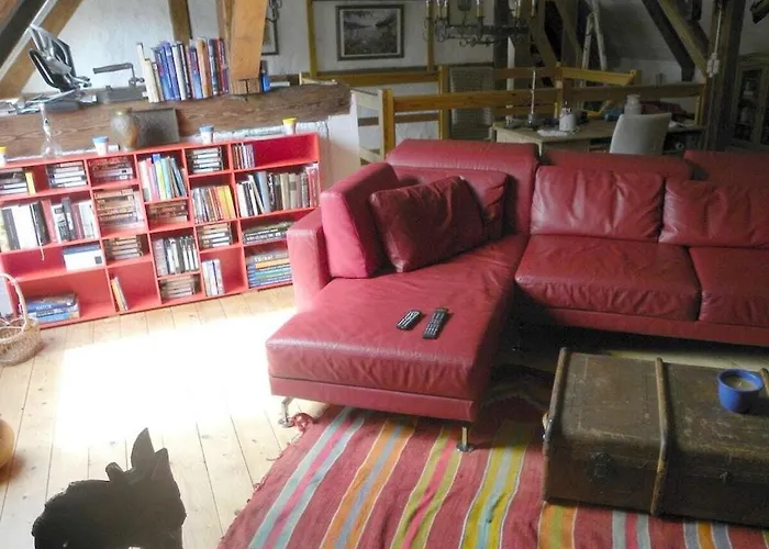 In With Swimming Pool Putzar